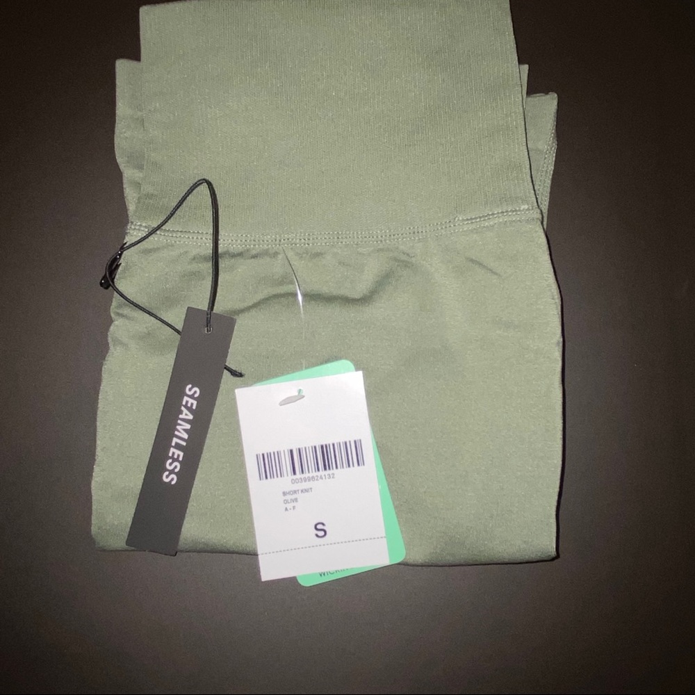 SOLD - Picture 3 of 4